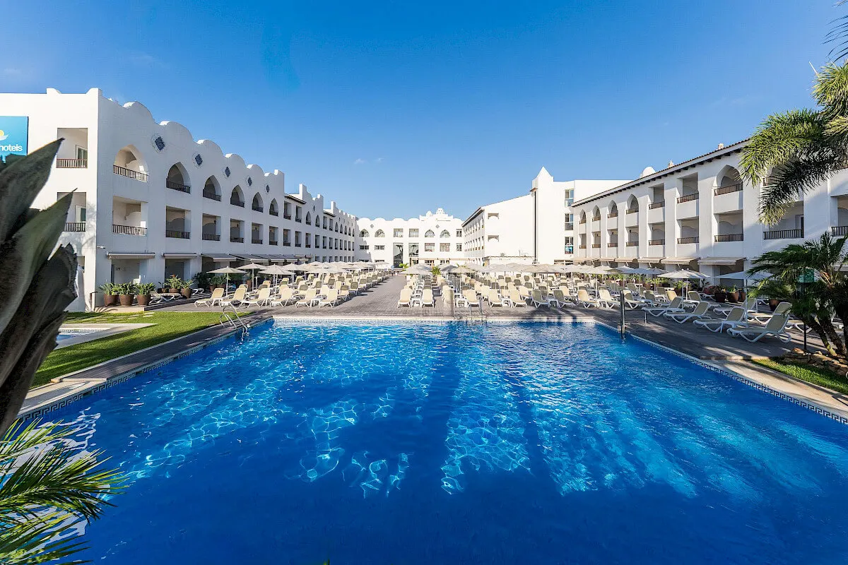 Hotel MAC Puerto Marina property photograph